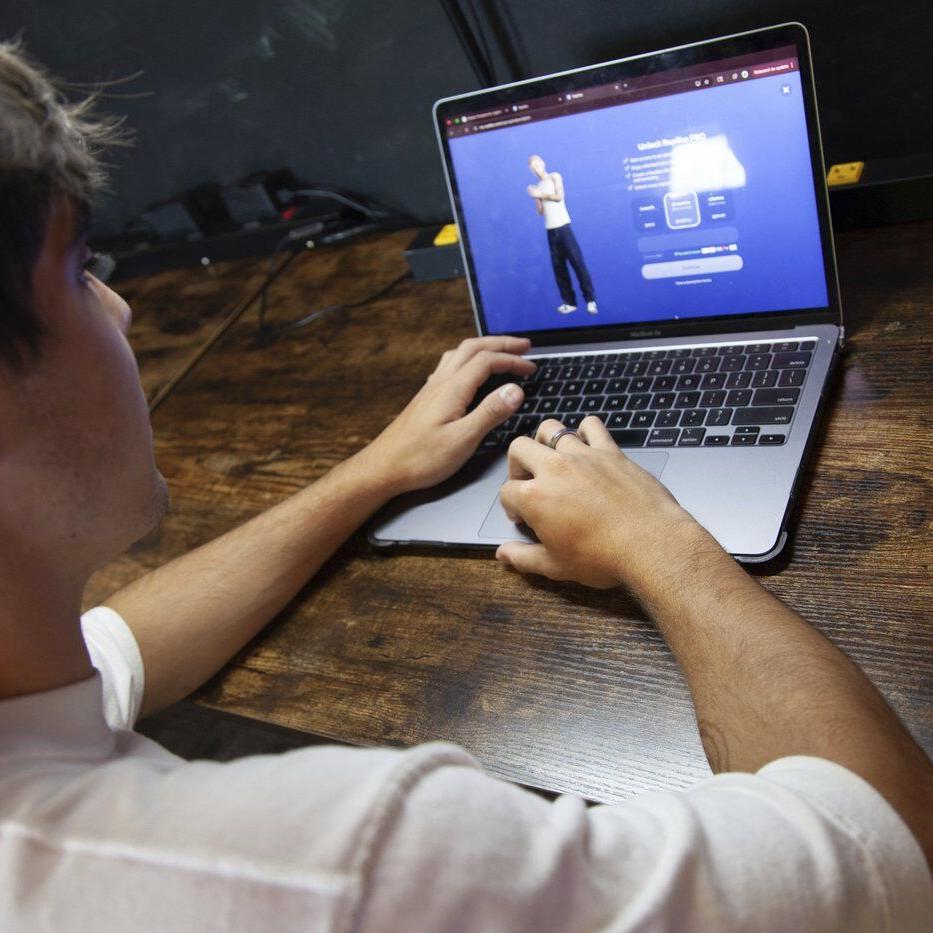 Teens say they are turning to AI for friendship